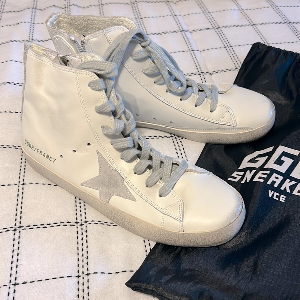 GOLDEN GOOSE 🪿👟 LOOK ALIKE !!